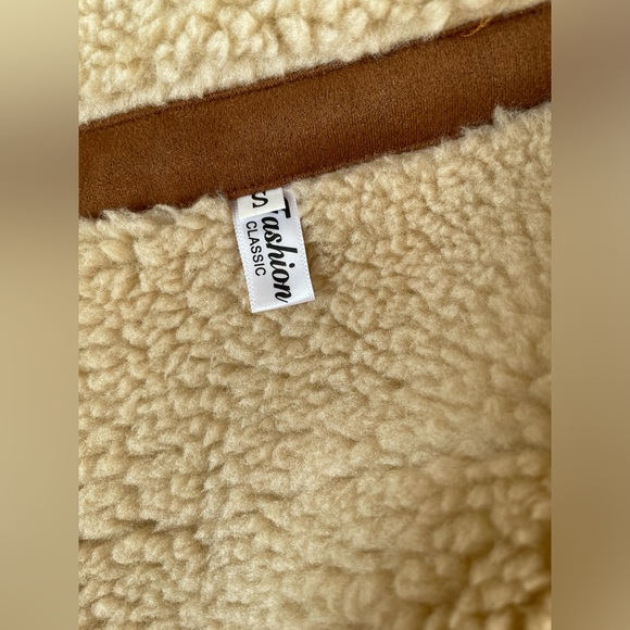 Fashion classic jacket. Size S - Picture 5 of 5